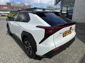 Toyota bZ4X thumbnail 9