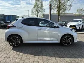 Toyota Yaris thumbnail 16
