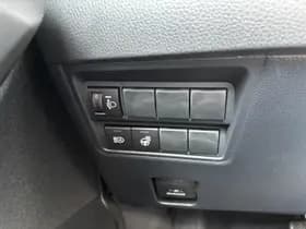 Toyota Yaris thumbnail 25