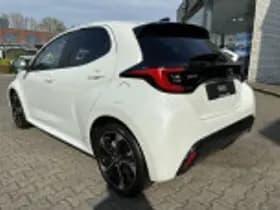 Toyota Yaris thumbnail 38