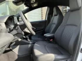 Toyota Yaris thumbnail 45