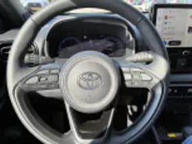 Toyota Yaris thumbnail 48