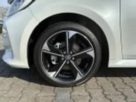 Toyota Yaris thumbnail 57