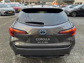 Toyota Corolla thumbnail 4