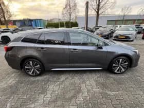 Toyota Corolla thumbnail 6