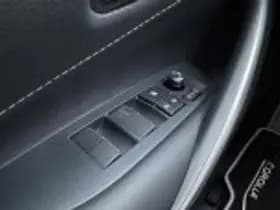 Toyota Corolla thumbnail 58