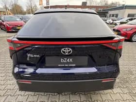Toyota bZ4X thumbnail 12