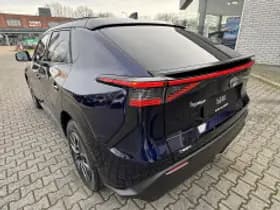 Toyota bZ4X thumbnail 3