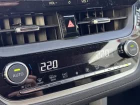 Toyota Corolla thumbnail 34