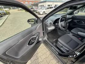 Toyota Yaris Cross thumbnail 17