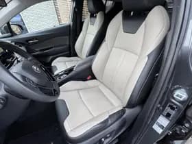 Toyota C hr thumbnail 16