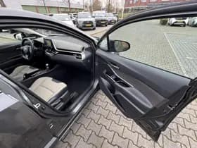 Toyota C hr thumbnail 25