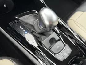 Toyota C hr thumbnail 39