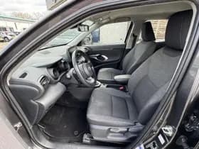 Toyota Yaris Cross thumbnail 16