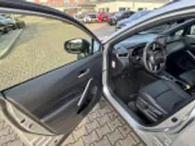 Toyota Corolla thumbnail 48