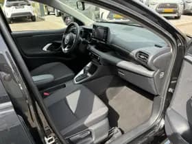 Toyota Yaris thumbnail 19