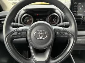 Toyota Yaris thumbnail 21