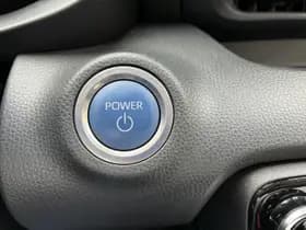 Toyota Yaris thumbnail 28