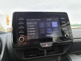 Toyota Yaris thumbnail 31