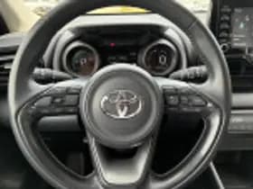 Toyota Yaris thumbnail 50