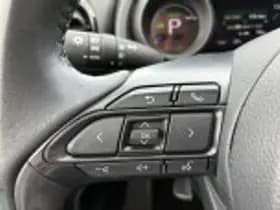 Toyota Yaris thumbnail 52