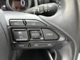 Toyota Yaris thumbnail 53