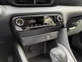 Toyota Yaris thumbnail 56