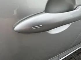 Toyota Corolla thumbnail 13