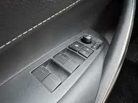 Toyota Corolla thumbnail 26