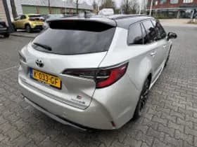 Toyota Corolla thumbnail 5