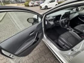 Toyota Corolla thumbnail 47