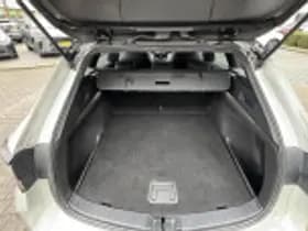 Toyota Corolla thumbnail 50