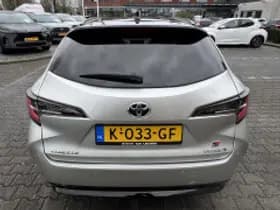 Toyota Corolla thumbnail 6