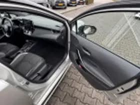 Toyota Corolla thumbnail 58
