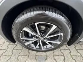Toyota C hr thumbnail 17