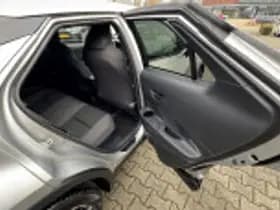 Toyota C hr thumbnail 51