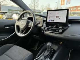 Toyota Corolla thumbnail 3