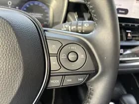 Toyota Corolla thumbnail 24