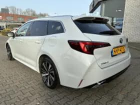 Toyota Corolla thumbnail 5