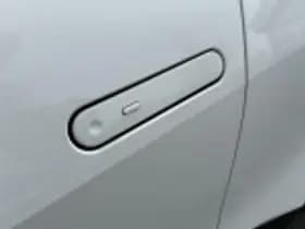 Toyota C hr thumbnail 60
