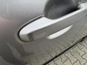 Toyota C hr thumbnail 16