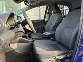 Toyota Yaris thumbnail 18