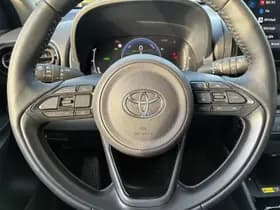 Toyota Yaris thumbnail 21