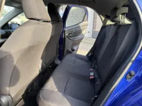 Toyota Yaris thumbnail 4
