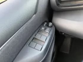 Toyota Yaris thumbnail 55