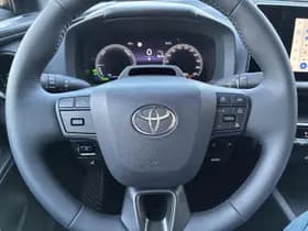 Toyota C hr thumbnail 21