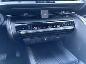 Toyota C hr thumbnail 26