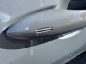 Toyota Corolla thumbnail 52