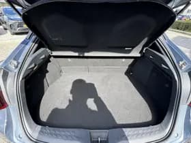 Toyota C hr thumbnail 23