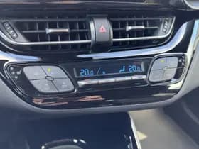 Toyota C hr thumbnail 30